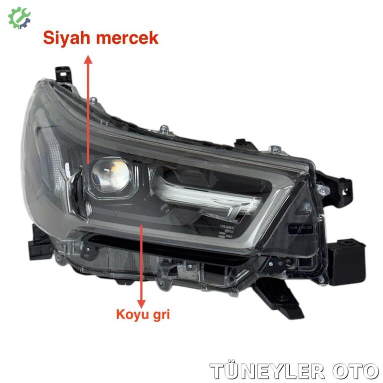 Toyota Hilux Far (Sağ) çıkma parça