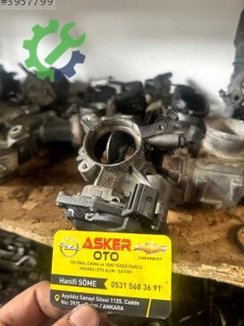 Opel Insignia Gaz Kelebeği çıkma parça
