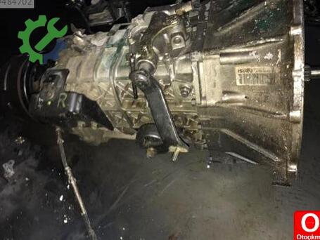 Isuzu NPR Şanzıman Komple çıkma parça