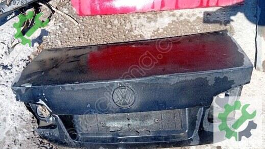 Volkswagen Jetta Bagaj çıkma parça