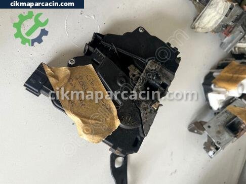 Citroen Jumper Sol Ön Kapı Kilidi çıkma parça