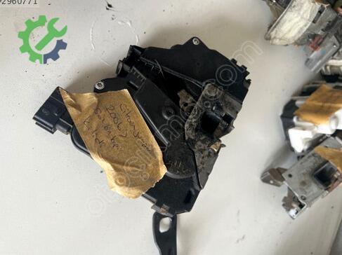 Citroen Jumper Sol Ön Kapı Kilidi çıkma parça