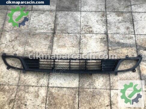 Kia Ceed Tampon Izgarası çıkma parça