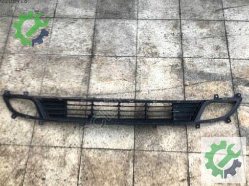 Kia Ceed Tampon Izgarası çıkma parça