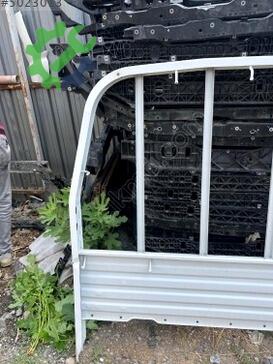 Kia Bongo Arka Bagaj çıkma parça