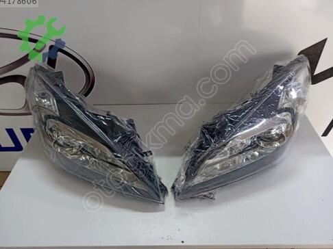Kia Ceed Mercekli Far 2009-2012 çıkma parça