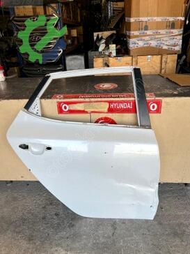 Kia Ceed Sağ Arka Kapı çıkma parça