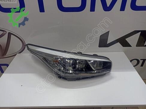 Kia Ceed Sağ Ön Far 2012-2017 çıkma parça