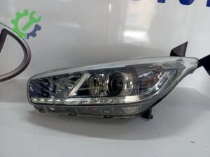 KİA CEED 2012-2017 SAĞ SOL FAR LEDLİ ORİJİNAL ÇIKMA YEDEK PARÇA