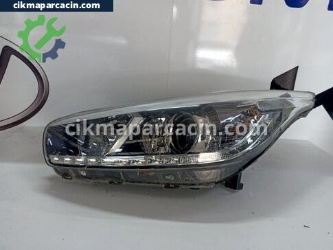 Kia Ceed Sağ Ön Far çıkma parça