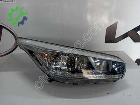 Kia Ceed Sağ Ön Far 2012-2017 çıkma parça