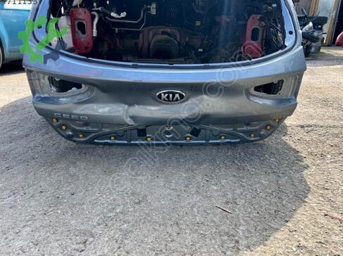 Kia Ceed Bagaj Kapağı 2019-2023 çıkma parça