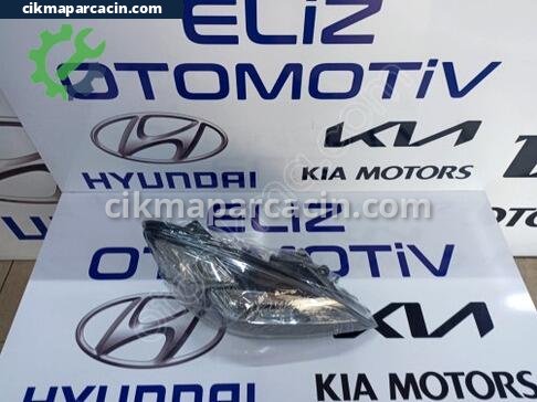 Kia Ceed Sağ Ön Far çıkma parça