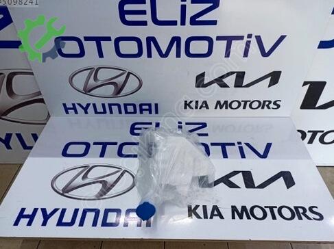 Kia Ceed Silecek Suyu Deposu çıkma parça