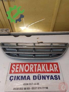 Kia Cerato Ön Panjur çıkma parça