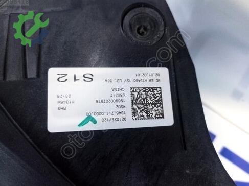 Kia EV Sağ Ön Far 92102 çıkma parça