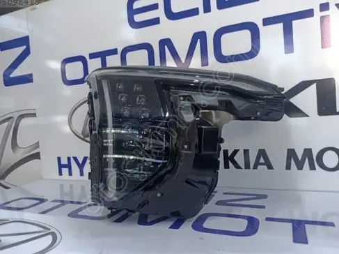Kia EV Sağ Ön Far çıkma parça