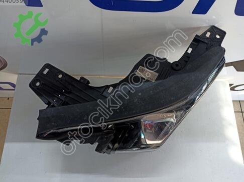 Kia Soul Sol Ön Far 92101 çıkma parça