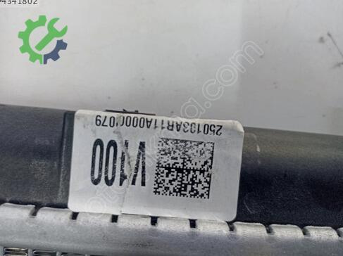 Kia Niro Su Radyatörü çıkma parça