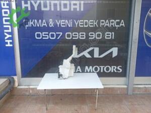 KİA SPORTAGE 2021-2024 SİLECEK SU BİDONU ORİJİNAL ÇIKMA