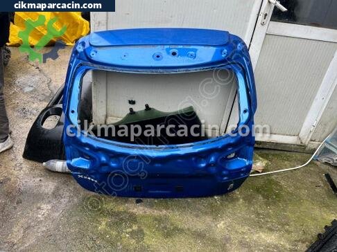 Kia Ceed Bagaj Kapağı çıkma parça