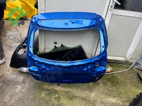 Kia Ceed Bagaj Kapağı çıkma parça
