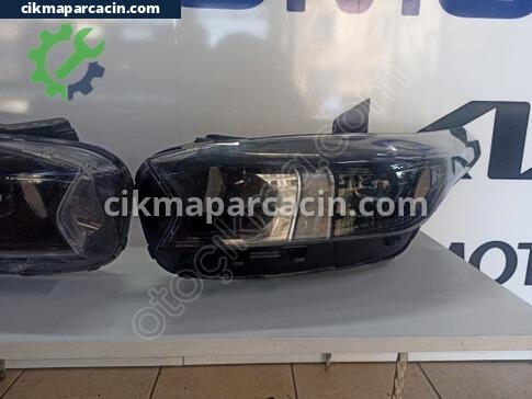 Kia Ceed Sağ Ön Far çıkma parça