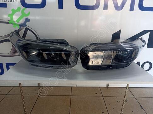 Kia Ceed Sağ Ön Far çıkma parça