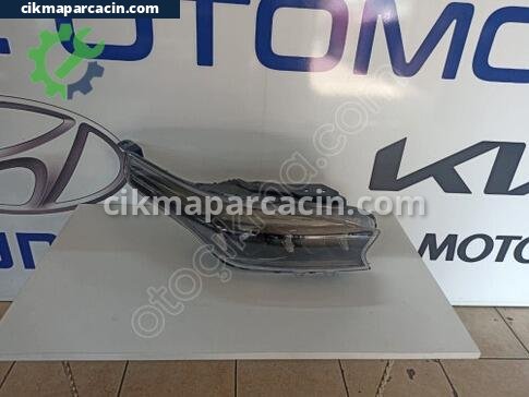 Kia Ceed Sağ Ön Far çıkma parça