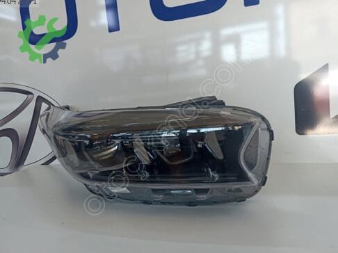Kia Ceed Sağ Ön Far çıkma parça