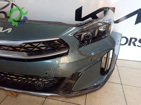 Kia Ceed Sis Farı Çerçevesi çıkma parça