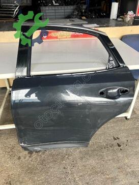 Kia Ceed Sol Arka Kapı çıkma parça