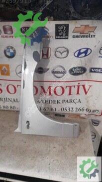 Lada Vega Sağ Ön Çamurluk çıkma parça