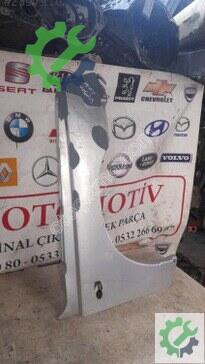Lada Vega Sağ Ön Çamurluk çıkma parça