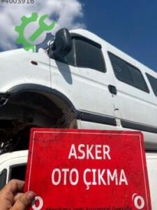 Renault Master 1 sol ön kapı ayna döşeme