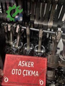 Renault Master 2 piston kolu