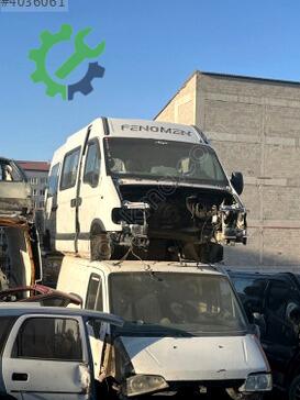 Renault Master Sağ Sürgülü Kapı çıkma parça