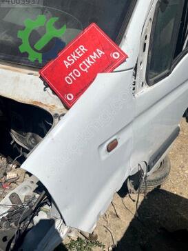 Renault Master Sağ Ön Çamurluk çıkma parça