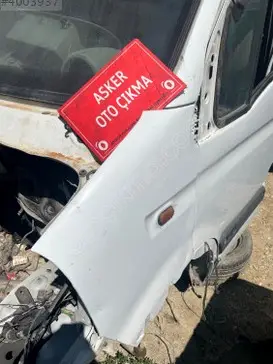 Renault Master Sağ Ön Çamurluk çıkma parça