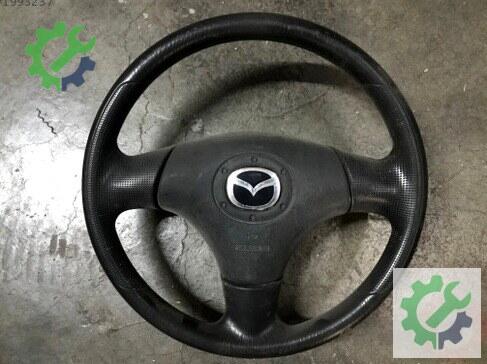 Mazda 3 Direksiyon Simidi çıkma parça