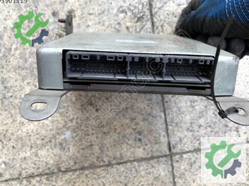 Mazda 323 Motor Beyni Z57118881 çıkma parça