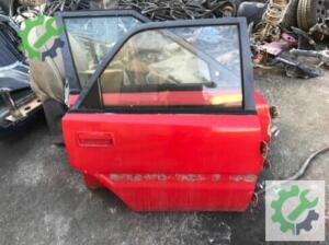 Mazda 323 sağ arka kapı HEŞBEK