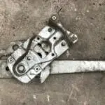 MAZDA 323 SOL ARKA CAM KRIKO
