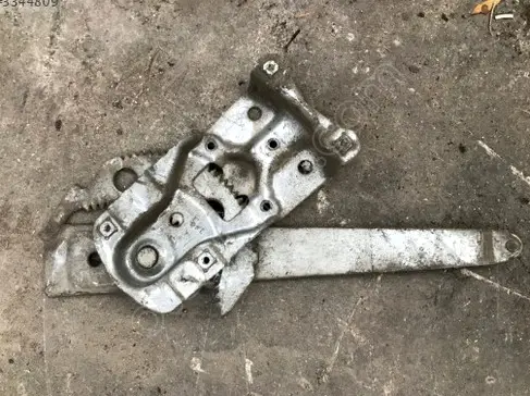 Mazda 323 Cam Kriko çıkma parça