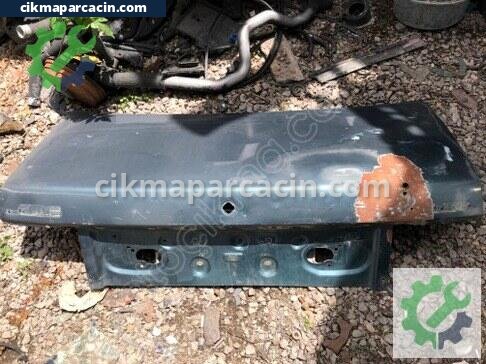 Mazda 626 Bagaj Kapağı çıkma parça