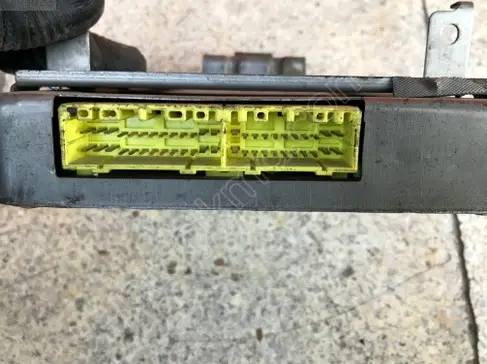 Mazda CX Motor Beyni FS3518881B çıkma parça