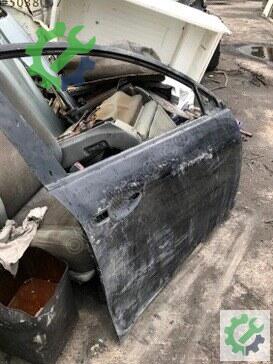 Mazda 3 Sağ Ön Kapı MAZDA3 çıkma parça