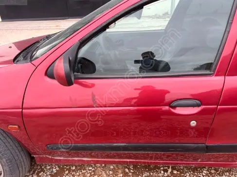 Renault Megane Sol Ön Kapı çıkma parça