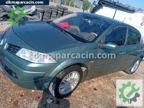 Renault Megane Çamurluk çıkma parça