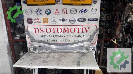 Mercedes-Benz E Serisi Ön Panel çıkma parça